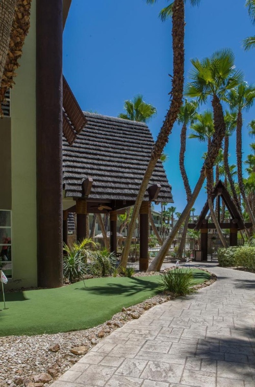 Tahiti All-Suite Resort image 12